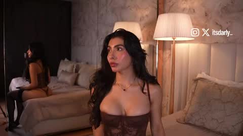     online show from April 26, 7:55 pm