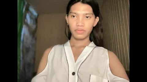 Jayve online show from April 18, 7:58 pm