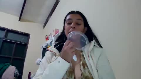 pricila online show from May 12, 10:27 pm