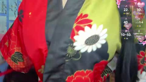 Snapshot of itsuki_n chatting on October 14, 1:35 pm Itsuki N online show from October 14, 1:35 pm