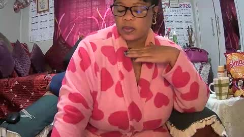 itumeleng74 online show from May 7, 6:50 am