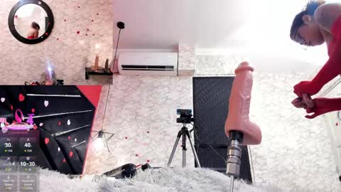 Ivis  online show from April 24, 1:58 pm