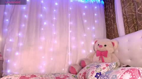  Ivon  Miss Jones  online show from May 18, 2:54 am