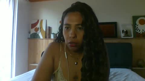 Snapshot of ivonne_collins33 chatting on September 12, 3:19 pm ivonne_collins33 online show from September 12, 3:19 pm