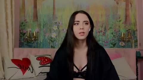 ivorywood_ online show from June 11, 6:49 pm