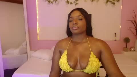 i v y  b l i s s online show from April 24, 4:48 am