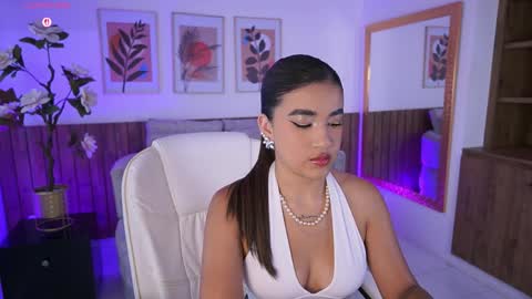 Ivy Grabes online show from April 21, 7:10 pm