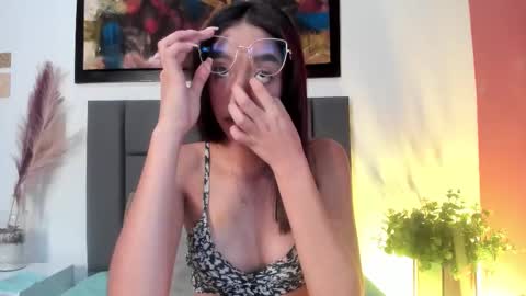 IvyJhonss online show from October 13, 12:08 pm