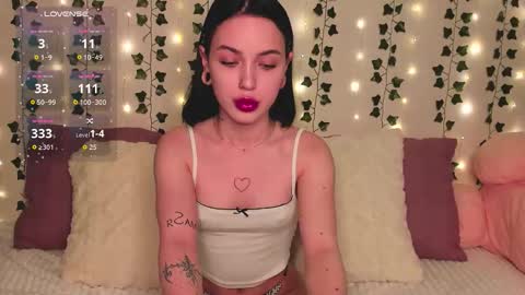 Ivy online show from March 12, 9:28 pm