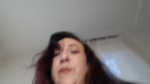Ivy Rosie online show from July 16, 2:10 pm