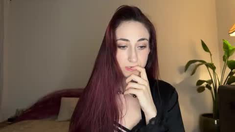 Snapshot of ivyrosiex chatting on February 5, 3:02 am Ivy Rosie online show from February 5, 3:02 am