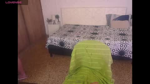 ivyshine7 online show from April 21, 1:42 am