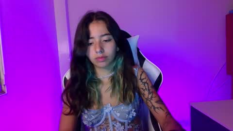 Ivy  online show from February 4, 6:49 am