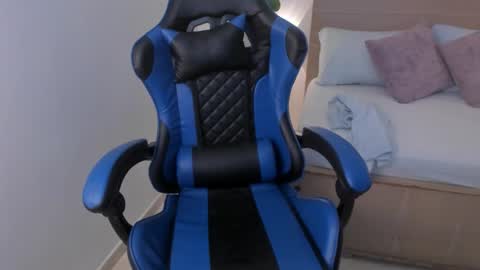 Iza online show from March 7, 12:34 pm