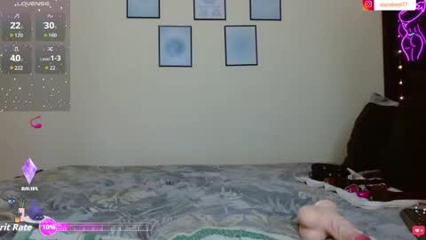 Izzabel Valentine online show from October 12, 5:48 pm