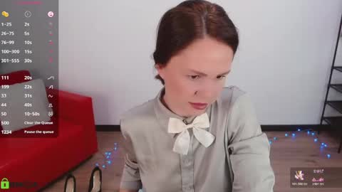 Queen of nylon  Victoria online show from April 27, 5:59 am