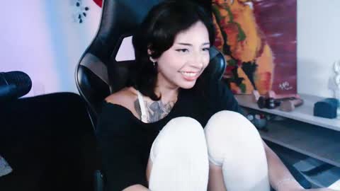 jade 18  online show from April 23, 4:09 am