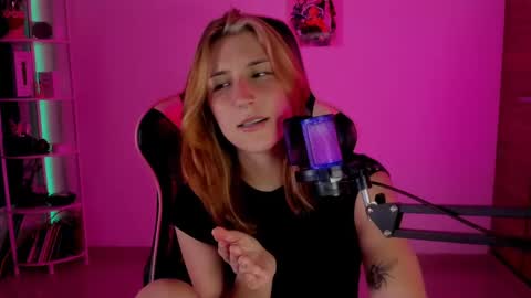 Linda Sofia help me get to 100 thumbs up online show from January 9, 5:34 am