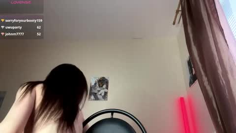 Lillian online show from April 26, 1:42 pm