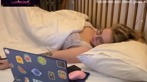 jacywinslat online show from January 11, 1:16 pm