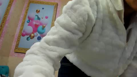 Jadde Greyy  online show from March 26, 11:45 am