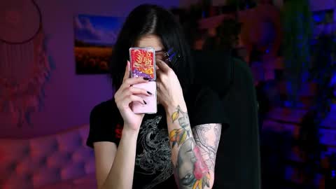 jade_castle online show from April 27, 2:47 pm