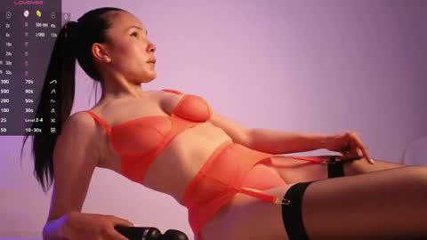 Jade Paris online show from April 24, 2:31 pm