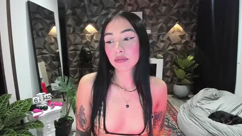 Snapshot of jade_porn chatting on January 27, 11:43 am Jade independent model online show from January 27, 11:43 am