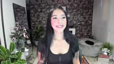 Snapshot of jade_porn chatting on January 5, 11:26 am Jade independent model online show from January 5, 11:26 am