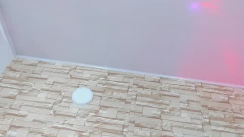 jade white  online show from February 16, 1:44 pm