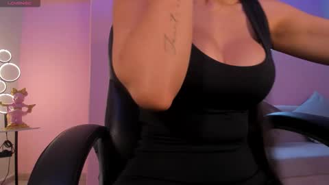 JADE EVANS online show from November 14, 3:56 pm