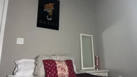 Jade james online show from April 22, 3:14 am