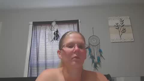 Snapshot of jadeluv chatting on October 11, 5:04 pm JadeLuv online show from October 11, 5:04 pm