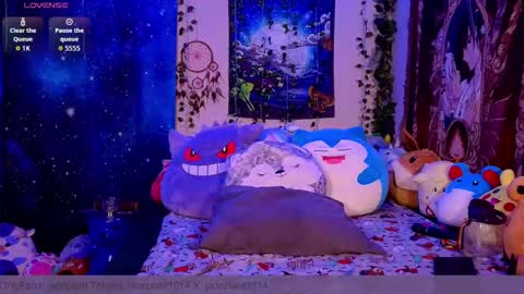 jadeplant online show from October 1, 8:47 pm