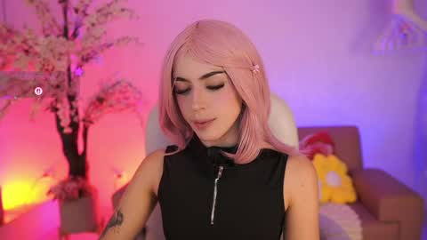 Jade Summer online show from April 22, 11:51 am