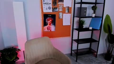 Jane online show from April 22, 3:20 pm