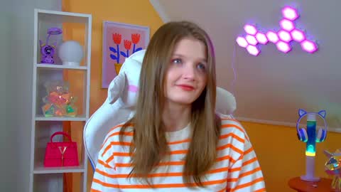 jane online show from April 25, 6:27 am