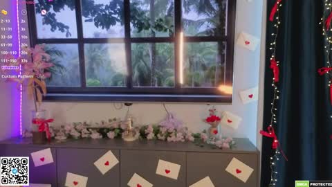 Hi Im Alice and here youll find something online show from April 25, 1:41 pm