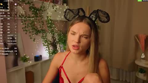 Hi Im Alice and here youll find something online show from November 10, 8:42 am