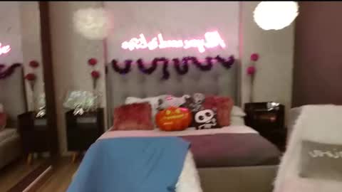 Snapshot of janne_loving chatting on October 20, 1:36 pm janne online show from October 20, 1:36 pm