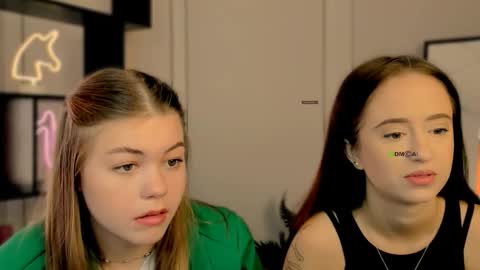 jasmies online show from October 20, 8:28 am