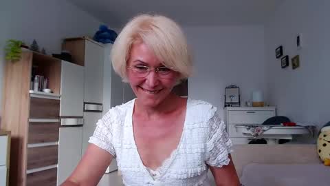 Jasmin room for people 40 online show from June 7, 1:07 pm