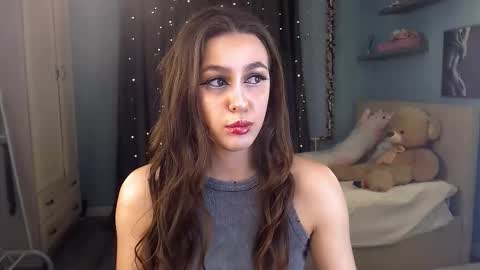 Snapshot of jasmine_doll_ chatting on October 8, 7:51 pm Jasmine online show from October 8, 7:51 pm