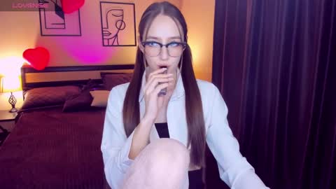 Jasmine online show from February 19, 10:56 am