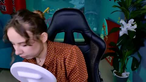 Jasmine online show from April 16, 5:08 am