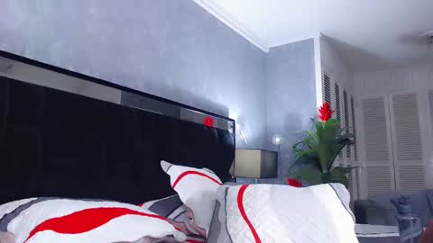 Snapshot of jasminemoore chatting on January 8, 10:16 pm Jazmin online show from January 8, 10:16 pm