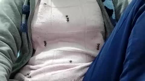 jasspreettt online show from January 24, 2:28 am