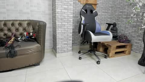 jaylen_bdsm online show from April 22, 12:13 pm