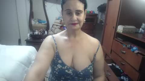 jazmim online show from December 18, 9:41 pm