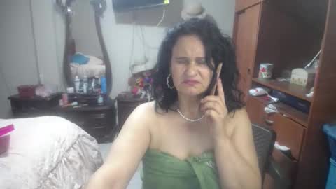 jazmim online show from April 13, 1:01 pm